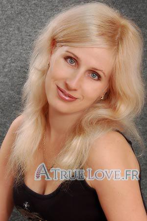 109710 - Elena &Acirc;ge: 35 - Ukraine