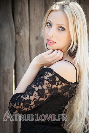 141013 - Kate &Acirc;ge: 21 - Ukraine