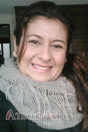 153610 - Lina Âge: 36 - Colombie