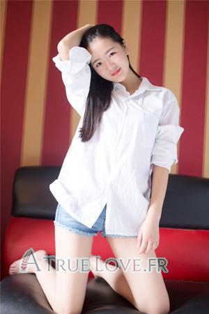 Ladies of Chine