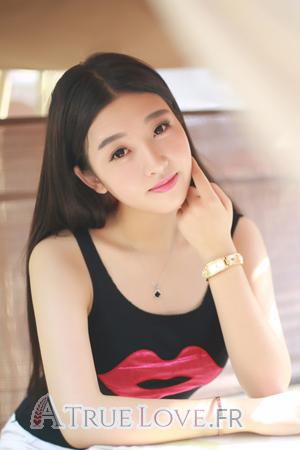 Ladies of Chine