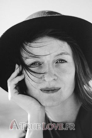 172093 - Yelena &Acirc;ge: 46 - Kazakhstan