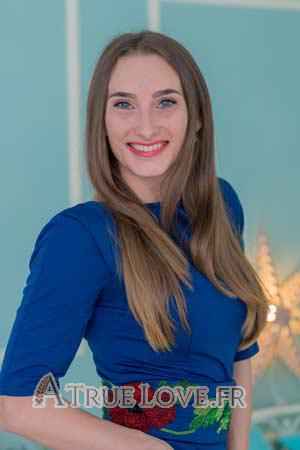 175809 - Ekaterina Âge: 37 - Ukraine