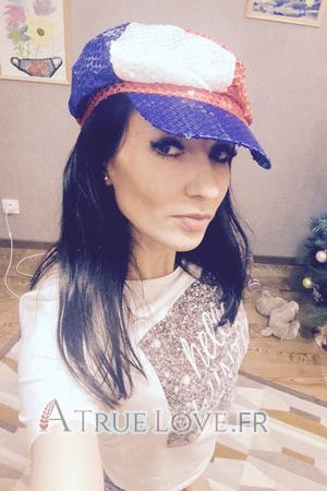 176325 - Oksana Âge: 41 - Russie