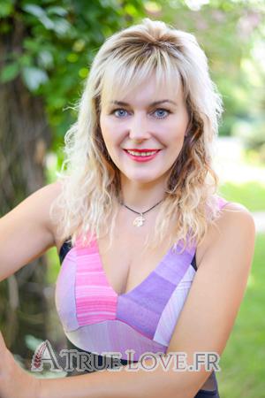 179885 - Larisa &Acirc;ge: 52 - Ukraine