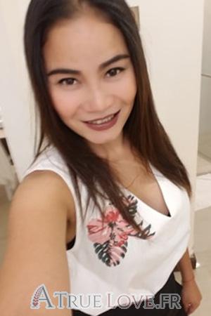 193518 - Jareerat Âge: 37 - Thaïlande