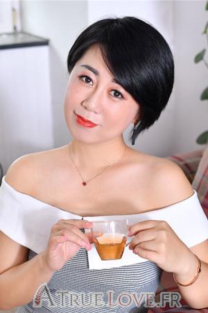 Ladies of Chine