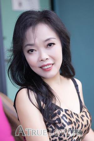 Ladies of Chine