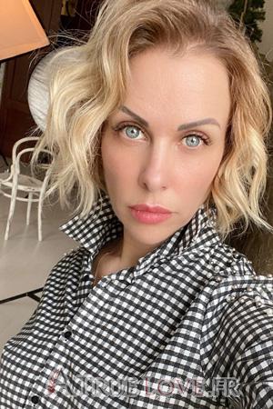 203492 - Olga Âge: 46 - Russie
