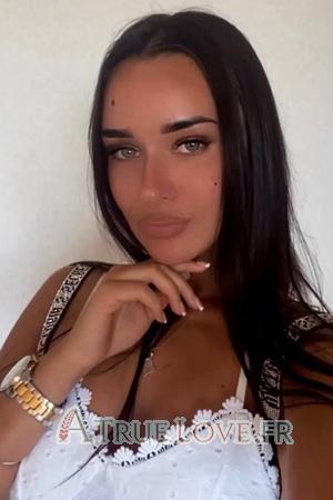205161 - Anastasiia Âge: 22 - Ukraine