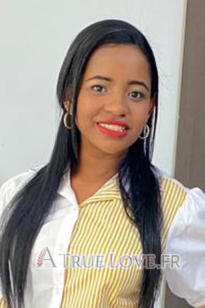 207327 - Tatiana Âge: 31 - Colombie