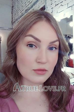 208845 - Svetlana Âge: 36 - Russie