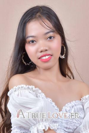 209677 - Jennifer Âge: 21 - Philippines