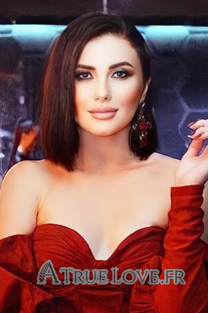 209921 - Alona Âge: 31 - Ukraine