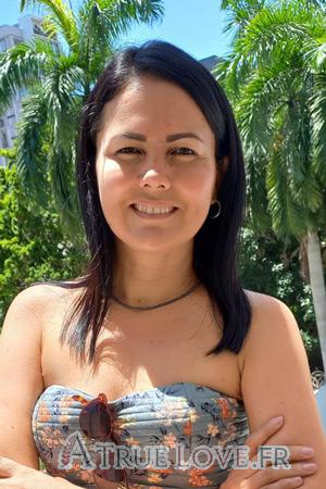 210136 - Yesenia Âge: 41 - Colombie