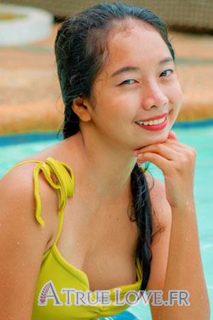 210151 - Wendilyn Âge: 26 - Philippines