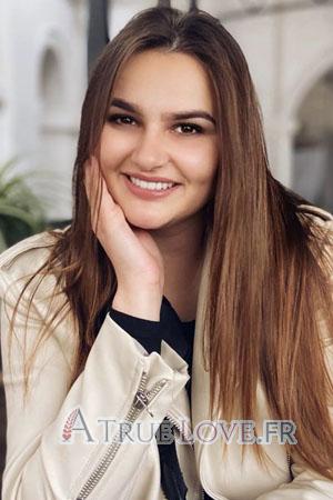 210209 - Anna Âge: 20 - Ukraine