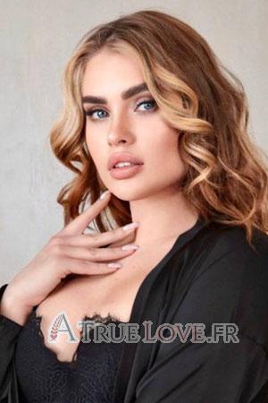 210481 - Evgenia Âge: 22 - Ukraine