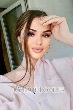 211621 - Alyona Âge: 23 - Ukraine