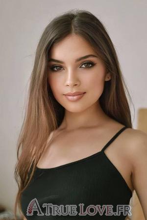 212296 - Polina Âge: 22 - Ukraine
