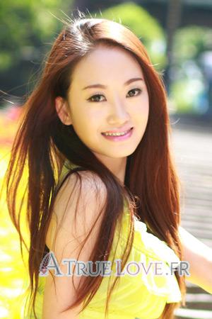 212694 - Ada Âge: 38 - Chine