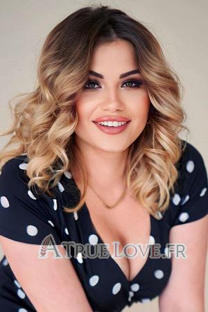 212966 - Oksana Âge: 29 - Ukraine