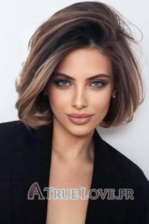 213098 - Daria Âge: 23 - Ukraine