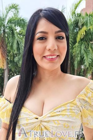 215147 - Yennifer &Acirc;ge: 41 - Colombie