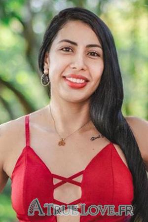 215405 - Lina &Acirc;ge: 38 - Colombie