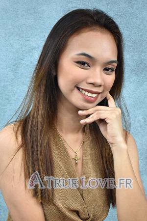 215932 - Patricia Âge: 26 - Philippines