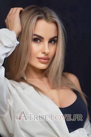 217621 - Viktoriia &Acirc;ge: 30 - Ukraine