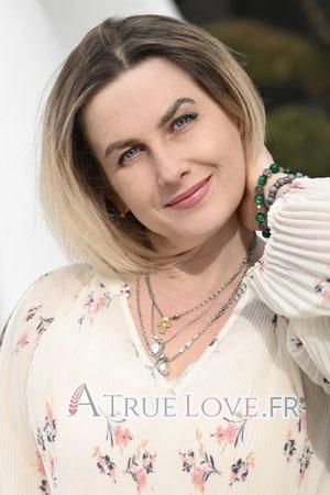 220668 - Viktoriia &Acirc;ge: 53 - Ukraine