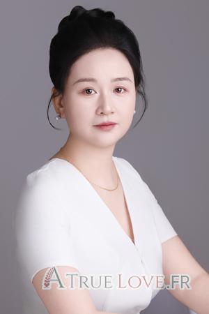 Ladies of Chine