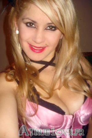 222164 - Karina &Acirc;ge: 42 - Costa Rica