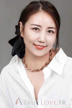 Ladies of Chine