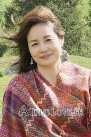 Ladies of Chine
