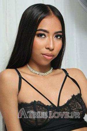 223833 - Julieth Âge: 23 - Colombie