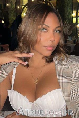 224893 - Andrea Âge: 27 - Colombie