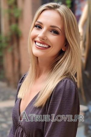 225330 - Olha Âge: 48 - Ukraine