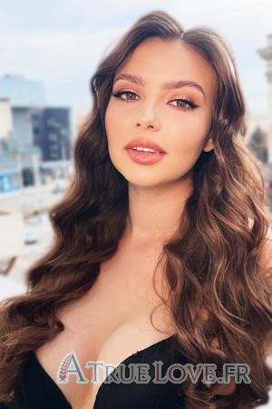 225393 - Tetiana Âge: 26 - Ukraine