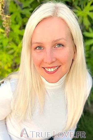 225418 - Anastasiia &Acirc;ge: 42 - Ukraine