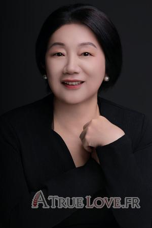 225544 - Samantha &Acirc;ge: 52 - Chine