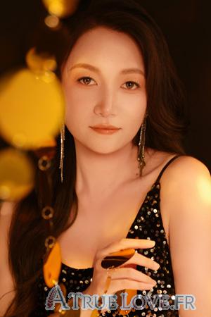 Ladies of Chine