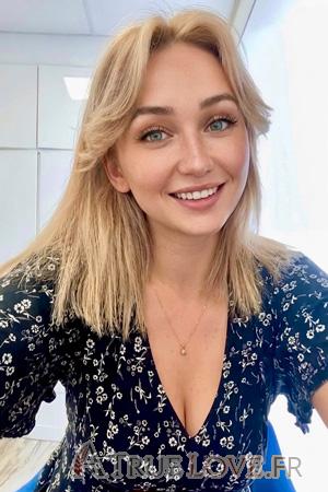228732 - Julia &Acirc;ge: 27 - Ukraine