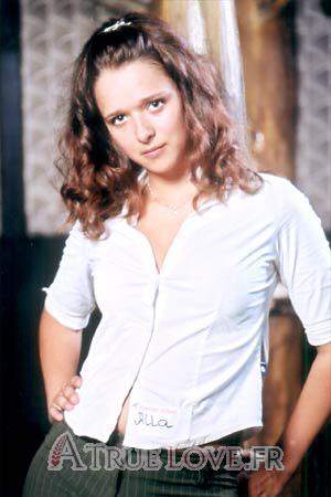 64930 - Anna &Acirc;ge: 25 - Russie