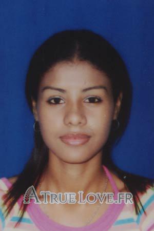 68105 - Arlina &Acirc;ge: 24 - Colombie