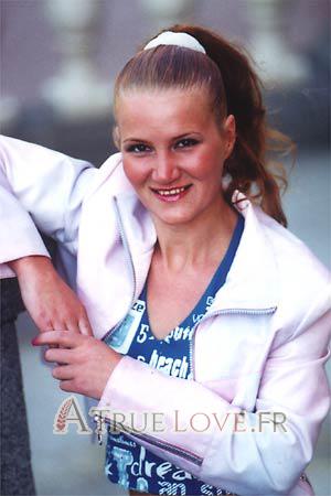 73875 - Elena &Acirc;ge: 27 - Russie