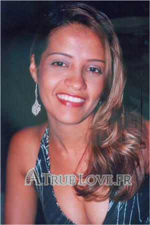 75857 - Mabel &Acirc;ge: 34 - Colombie