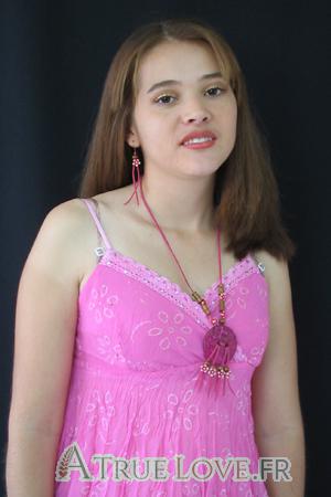 77110 - Diana Lucia &Acirc;ge: 32 - Colombie