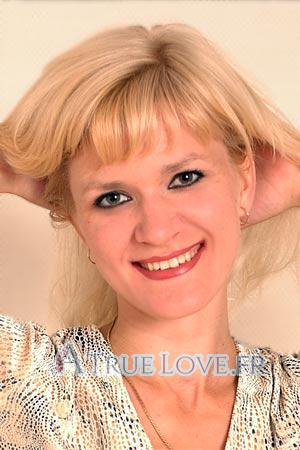 80913 - Anna &Acirc;ge: 30 - Russie